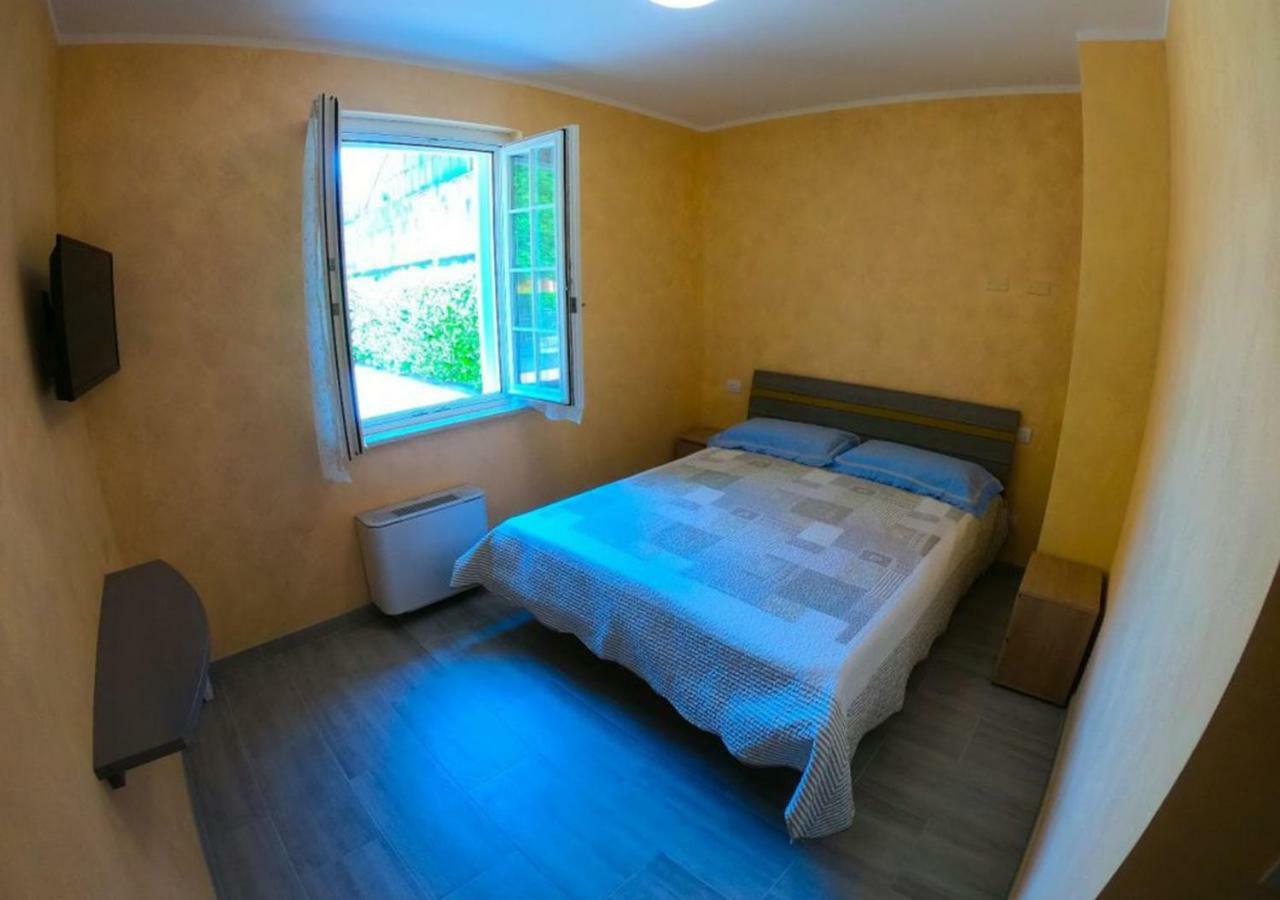 Giada Rooms Peschiera del Garda Buitenkant foto