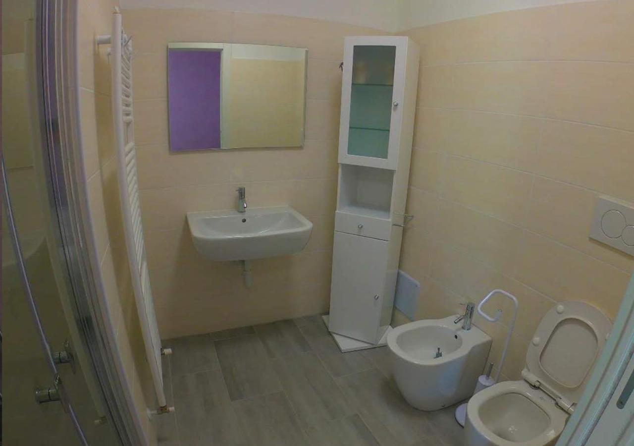 Giada Rooms Peschiera del Garda Buitenkant foto